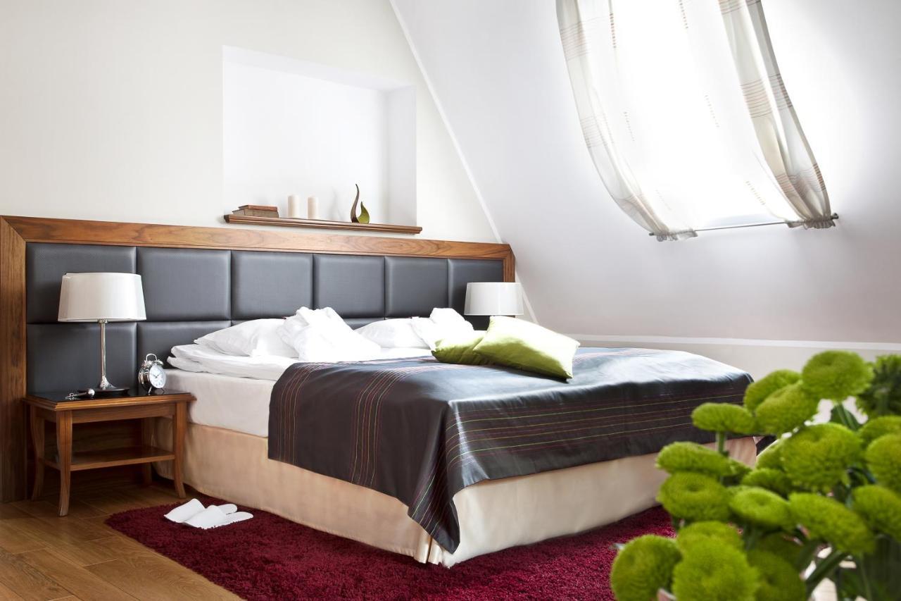 Hotel Zamek Люблинец Экстерьер фото