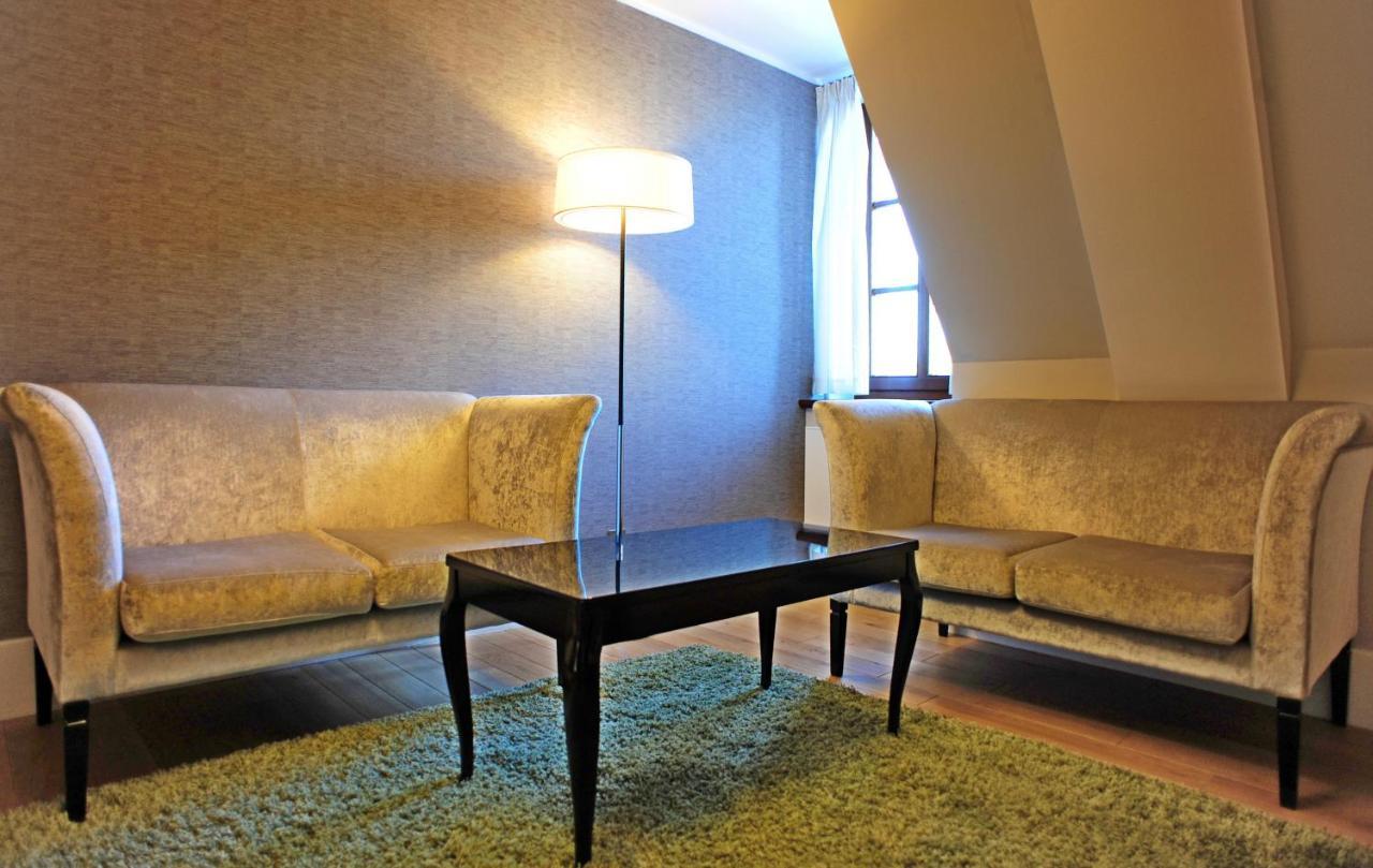 Hotel Zamek Люблинец Экстерьер фото